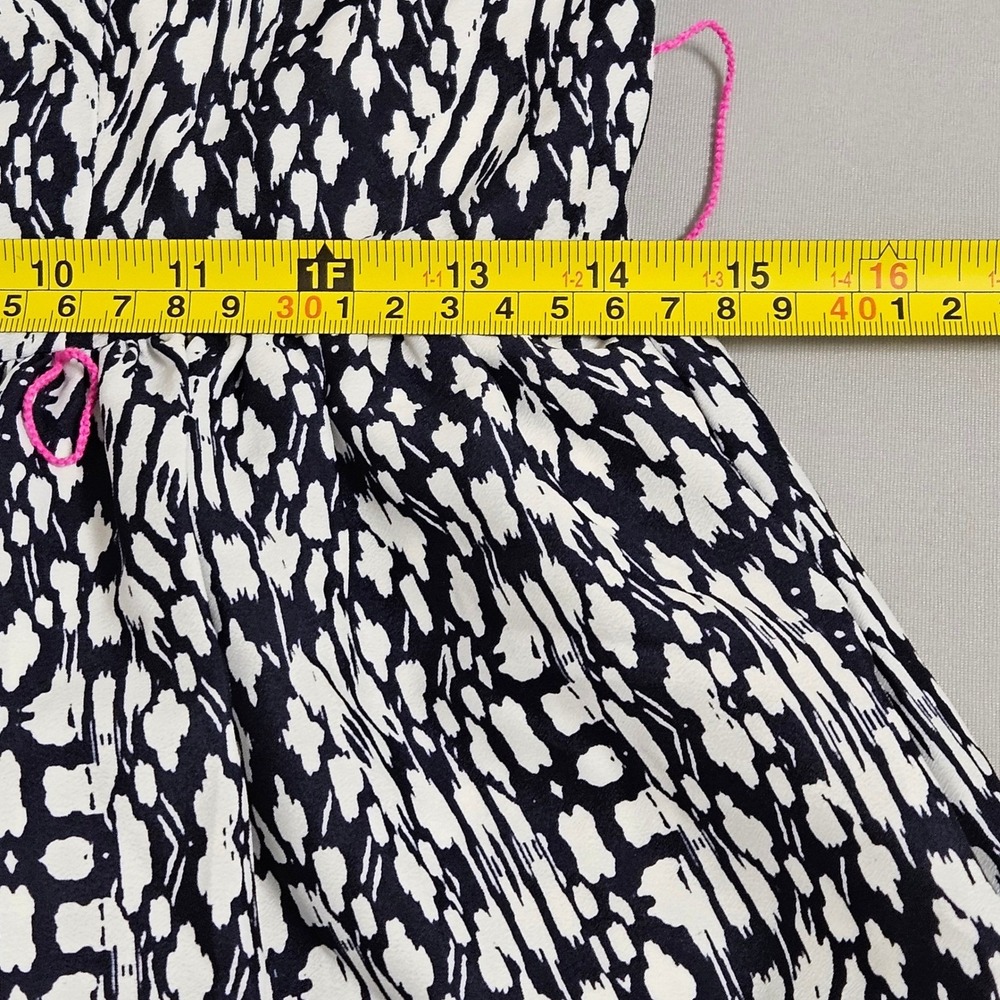 Eliza J Black White Abstract Midi Dress Colorful Stripe Hem Size 8 NWT - Picture 8 of 9